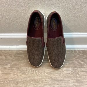 MICHAEL Michael Kors Keaton MK Logo Slip On Sneakers in Brown / Merlot 7.5 M